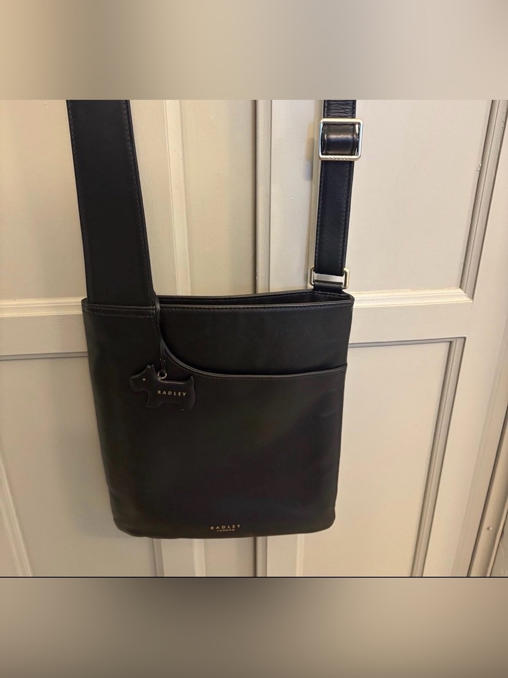 RADLEY LONDON Black Leather Crossbody Bag with Dog Charm